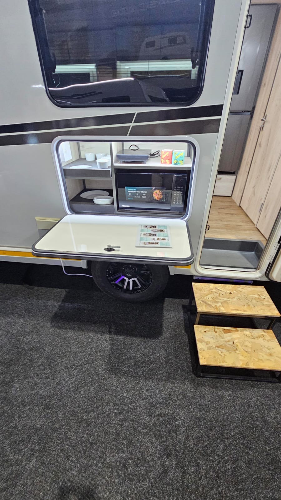 Outdoor Kitchen